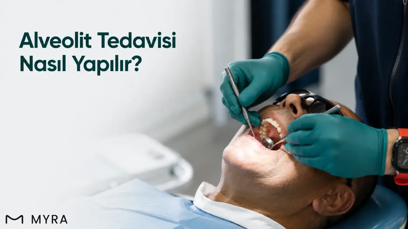 Diş hekiminin alveolit tedavisi uyguladığı klinik görüntü